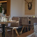 Haeuserl Im Wald Hotel 3*