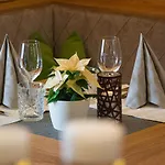 Hotel Haeuserl Im Wald Mariapfarr