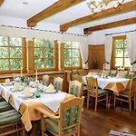 Hotel Haeuserl Im Wald 3*