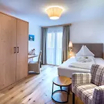 Hotel Haeuserl Im Wald