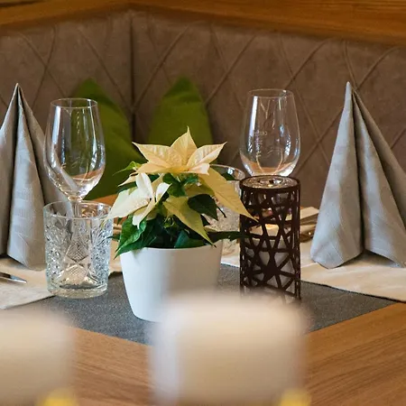 Hotel Haeuserl Im Wald Mariapfarr