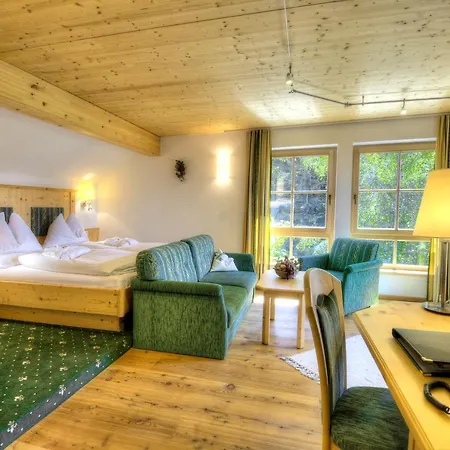 Haeuserl Im Wald Hotel Mariapfarr