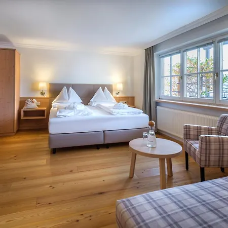 Haeuserl Im Wald מלון