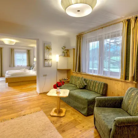 Hotel Haeuserl Im Wald