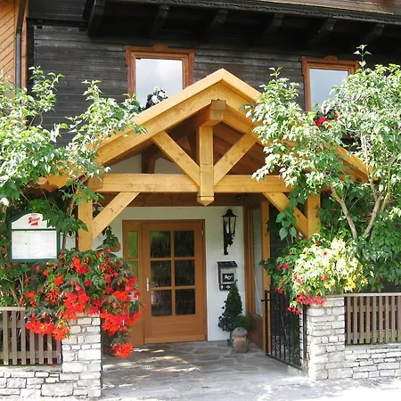 Hotel Haeuserl Im Wald