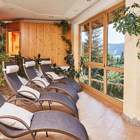 Haeuserl Im Wald מלון 3*